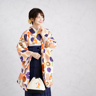 【リサイクル着物】 2尺袖着物 袴 2点セット 販売品 中古 USED フラワー モダン 袴91cm（身長153-158cm）卒業式 大学生 ニコアンティーク（5182627911）【中古販売】