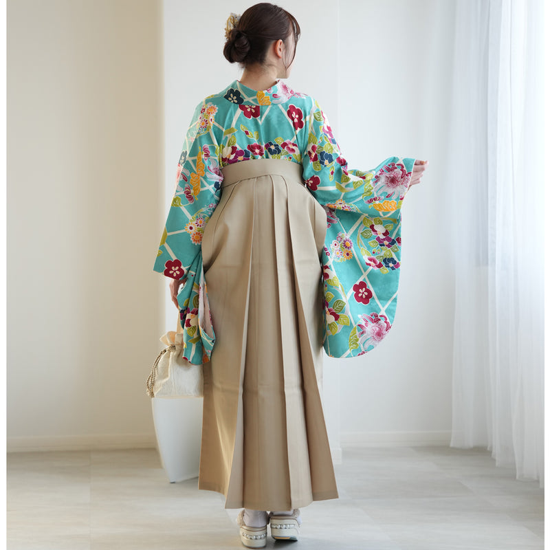 【リサイクル着物】 2尺袖着物 袴 2点セット 販売品 中古 USED 菊 格子 袴91-95cm（身長153-163cm）卒業式 大学生 ひよこ商店（5182651001）【中古販売】