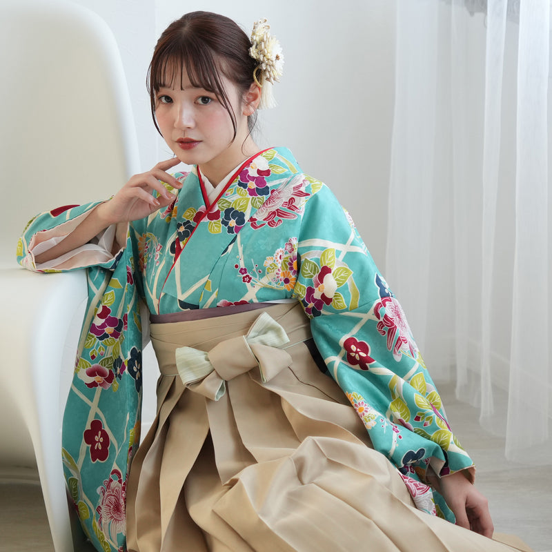 【リサイクル着物】 2尺袖着物 袴 2点セット 販売品 中古 USED 菊 格子 袴91-95cm（身長153-163cm）卒業式 大学生 ひよこ商店（5182651001）【中古販売】