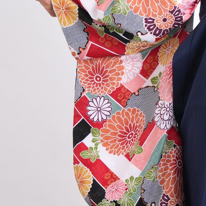 【リサイクル着物】 2尺袖着物 袴 2点セット 販売品 中古 USED 菊 雪輪 袴91cm（身長153-158cm）卒業式 大学生 ひよこ商店（5182660111）【中古販売】