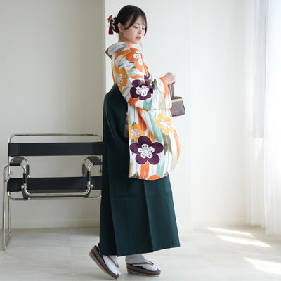 【リサイクル着物】 2尺袖着物 袴 2点セット 販売品 中古 USED 矢絣 梅 袴91cm（身長153-158cm）卒業式 大学生 ひよこ商店（5182660411）【中古販売】