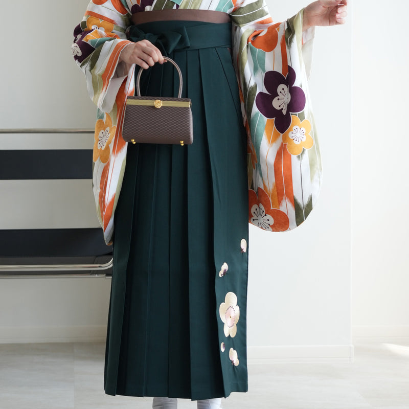 【リサイクル着物】 2尺袖着物 袴 2点セット 販売品 中古 USED 矢絣 梅 袴91cm（身長153-158cm）卒業式 大学生 ひよこ商店（5182660411）【中古販売】