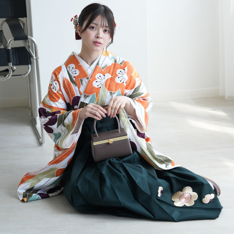 【リサイクル着物】 2尺袖着物 袴 2点セット 販売品 中古 USED 矢絣 梅 袴91cm（身長153-158cm）卒業式 大学生 ひよこ商店（5182660411）【中古販売】
