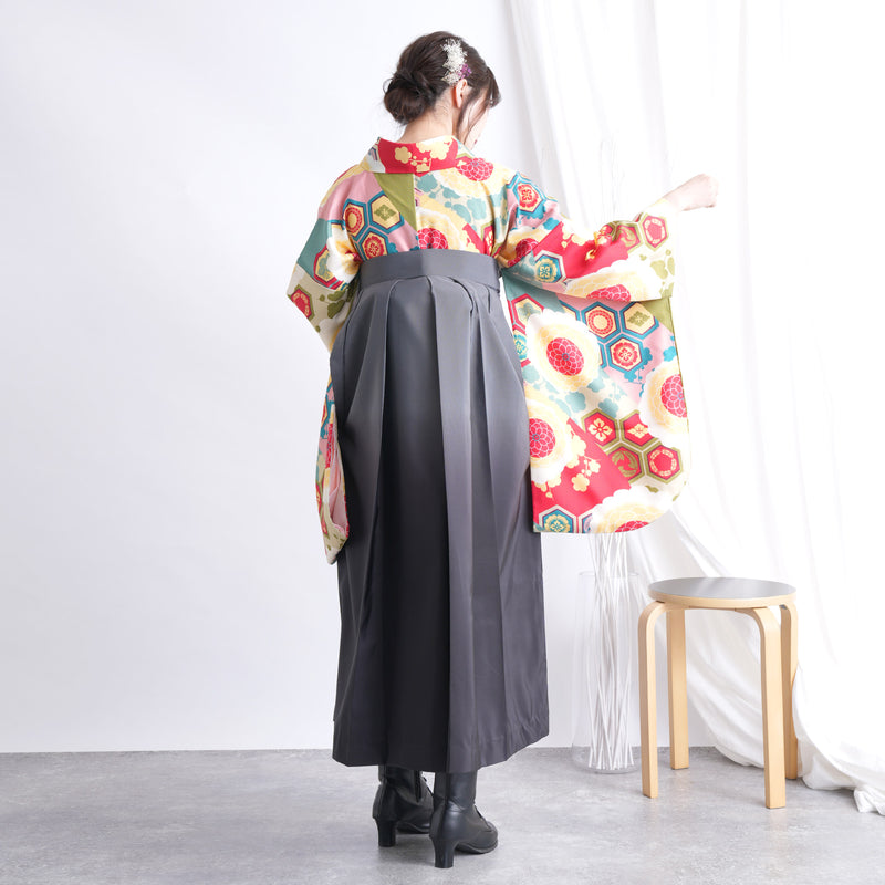 【リサイクル着物】 2尺袖着物 袴 2点セット 販売品 中古 USED 菊 亀甲 袴91cm（身長153-158cm）卒業式 大学生 ひよこ商店（5182665311）【中古販売】