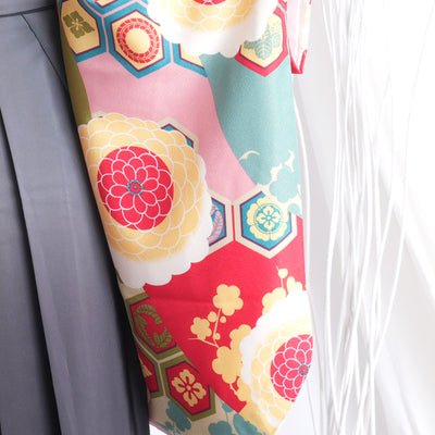 【リサイクル着物】 2尺袖着物 袴 2点セット 販売品 中古 USED 菊 亀甲 袴91cm（身長153-158cm）卒業式 大学生 ひよこ商店（5182665311）【中古販売】