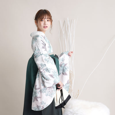 【リサイクル着物】 2尺袖着物 袴 2点セット 販売品 中古 USED くすみカラー 花柄 袴91cm（身長153-158cm）卒業式 大学生 （5182670511）【中古販売】