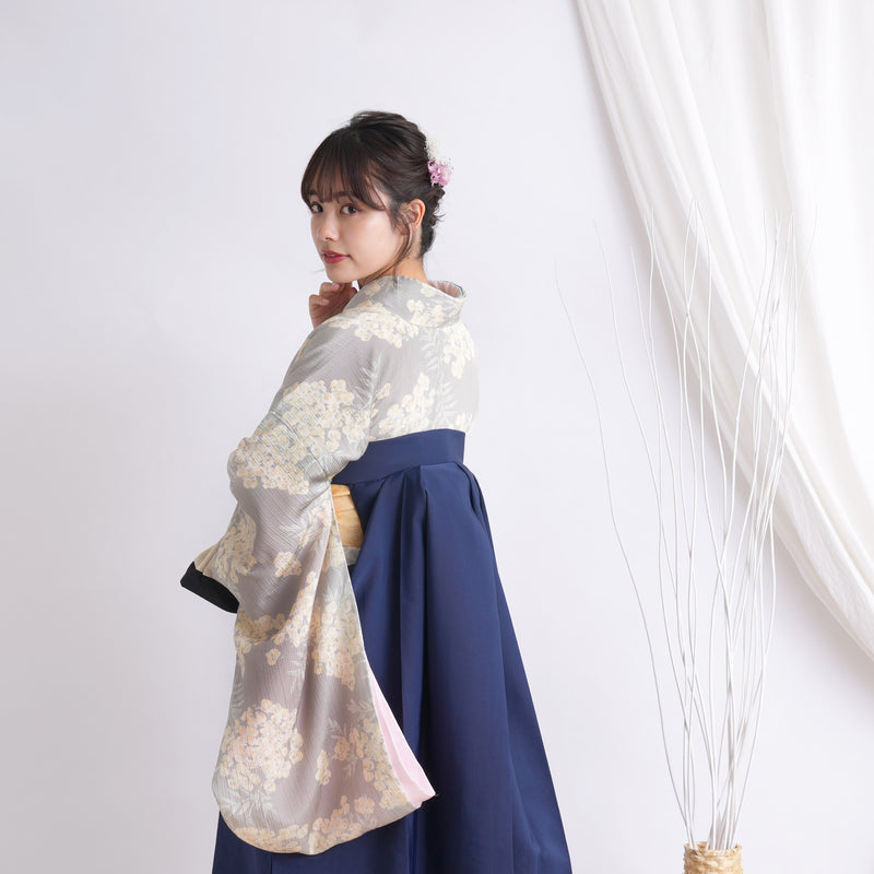 【リサイクル着物】 2尺袖着物 袴 2点セット 販売品 中古 USED  ミモザ 花柄 袴91cm（身長153-158cm）卒業式 大学生 （5182671511）【中古販売】