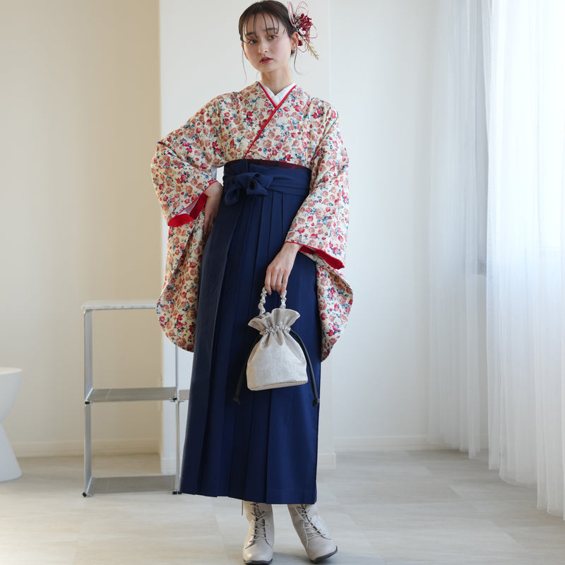 【リサイクル着物】 2尺袖着物 袴 2点セット 販売品 中古 USED  赤系 花柄 袴91cm（身長153-158cm）卒業式 大学生 ひよこ商店（5182672313）【中古販売】