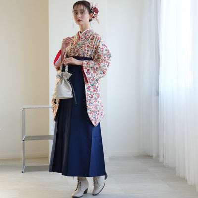【リサイクル着物】 2尺袖着物 袴 2点セット 販売品 中古 USED  赤系 花柄 袴91cm（身長153-158cm）卒業式 大学生 ひよこ商店（5182672313）【中古販売】