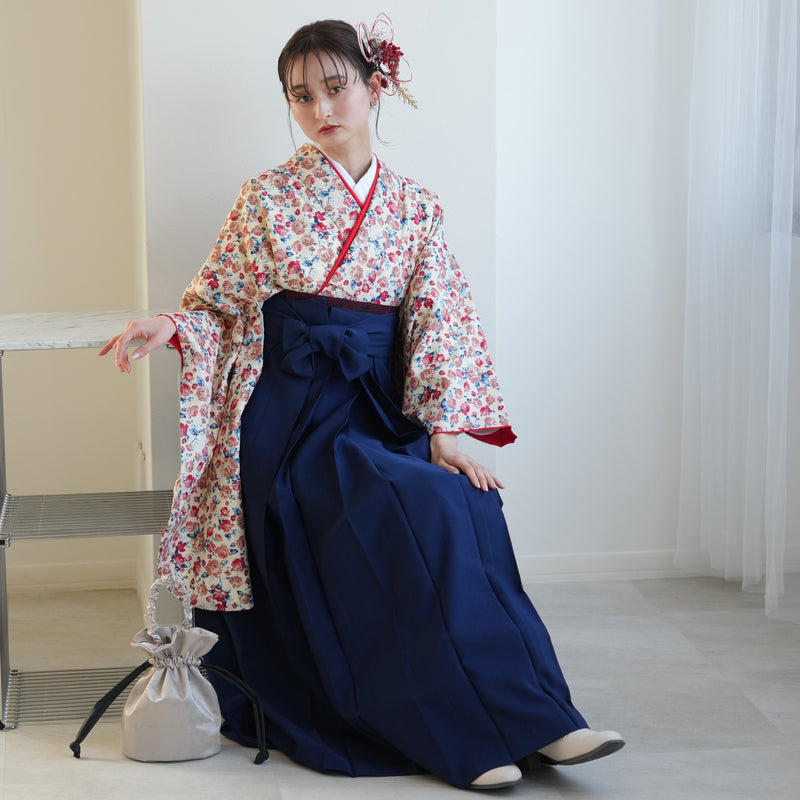 【リサイクル着物】 2尺袖着物 袴 2点セット 販売品 中古 USED  赤系 花柄 袴91cm（身長153-158cm）卒業式 大学生 ひよこ商店（5182672313）【中古販売】