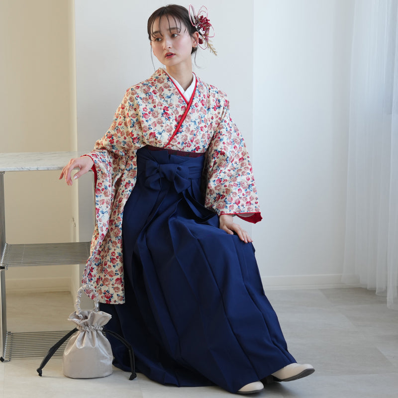【リサイクル着物】 2尺袖着物 袴 2点セット 販売品 中古 USED  赤系 花柄 袴91cm（身長153-158cm）卒業式 大学生 ひよこ商店（5182672313）【中古販売】