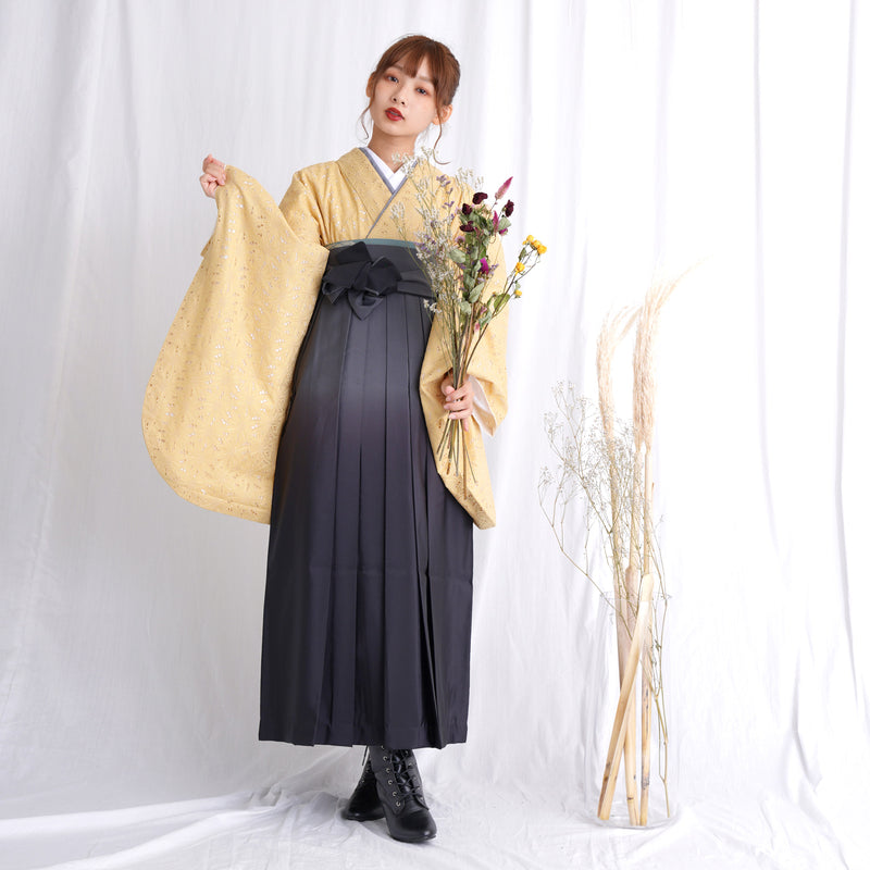 【リサイクル着物】 2尺袖着物 袴 2点セット 販売品 中古 USED  レース 花柄 黄色系  袴91cm（身長153-158cm）卒業式 大学生 （5182682611）【中古販売】