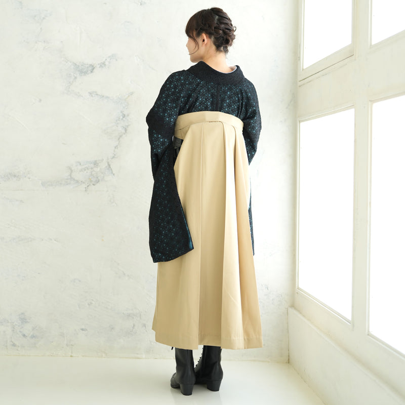 【リサイクル着物】 2尺袖着物 袴 2点セット 販売品 中古 USED  レース 花柄  袴91cm（身長153-158cm）卒業式 大学生 （5182682911）【中古販売】
