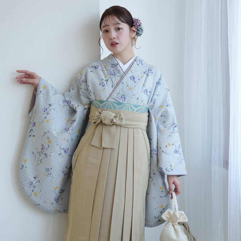 【リサイクル着物】 2尺袖着物 袴 2点セット 販売品 中古 USED  パステルカラー 花柄  袴91cm（身長153-158cm）卒業式 大学生 （5182683411）【中古販売】