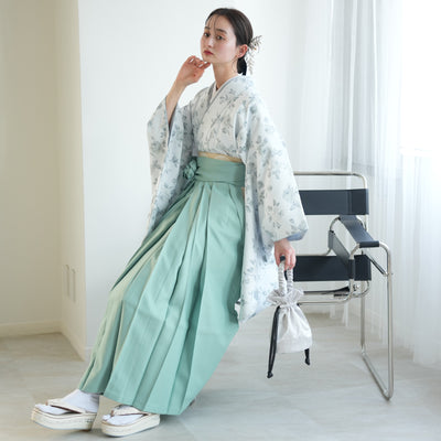【リサイクル着物】 2尺袖着物 袴 2点セット 販売品 中古 USED  ブルーグレー  袴91-95cm（身長153-163cm）卒業式 大学生 （5182683801）【中古販売】