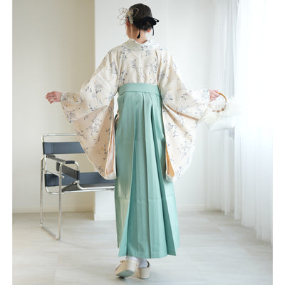 【リサイクル着物】 2尺袖着物 袴 2点セット 販売品 中古 USED  アイボリー レース 小花  袴91-99cm（身長153-170cm）卒業式 大学生 （5182683901）【中古販売】