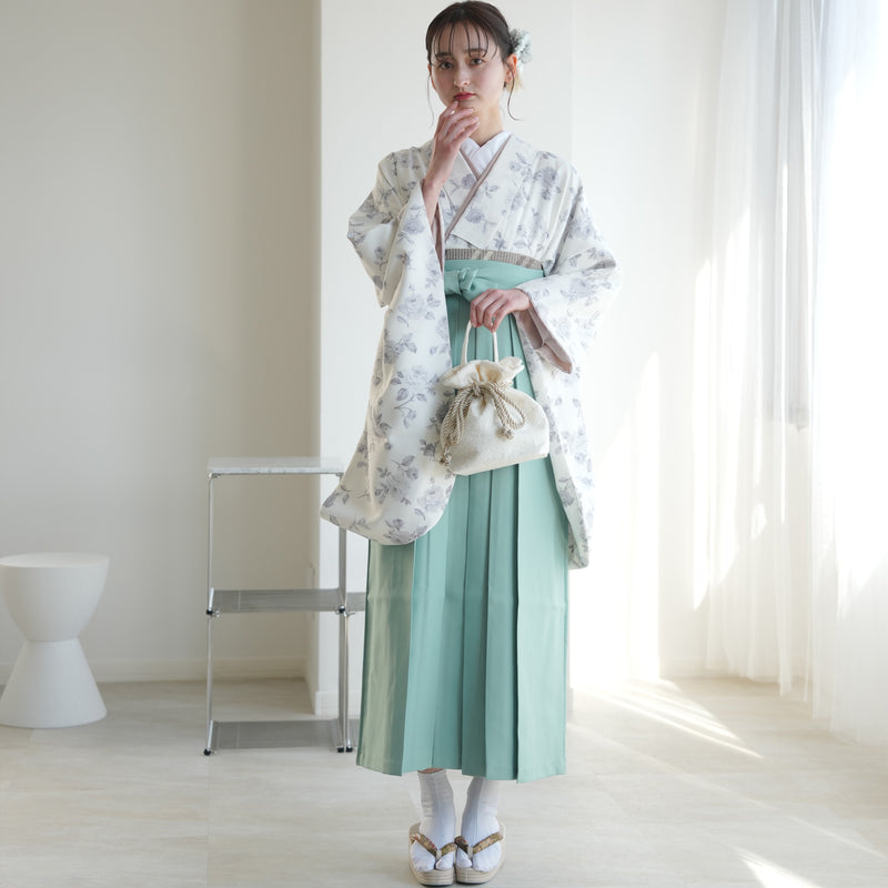 【リサイクル着物】 2尺袖着物 袴 2点セット 販売品 中古 USED  グレー バラ 小花  袴91cm（身長153-158cm）卒業式 大学生 （5182684111）【中古販売】
