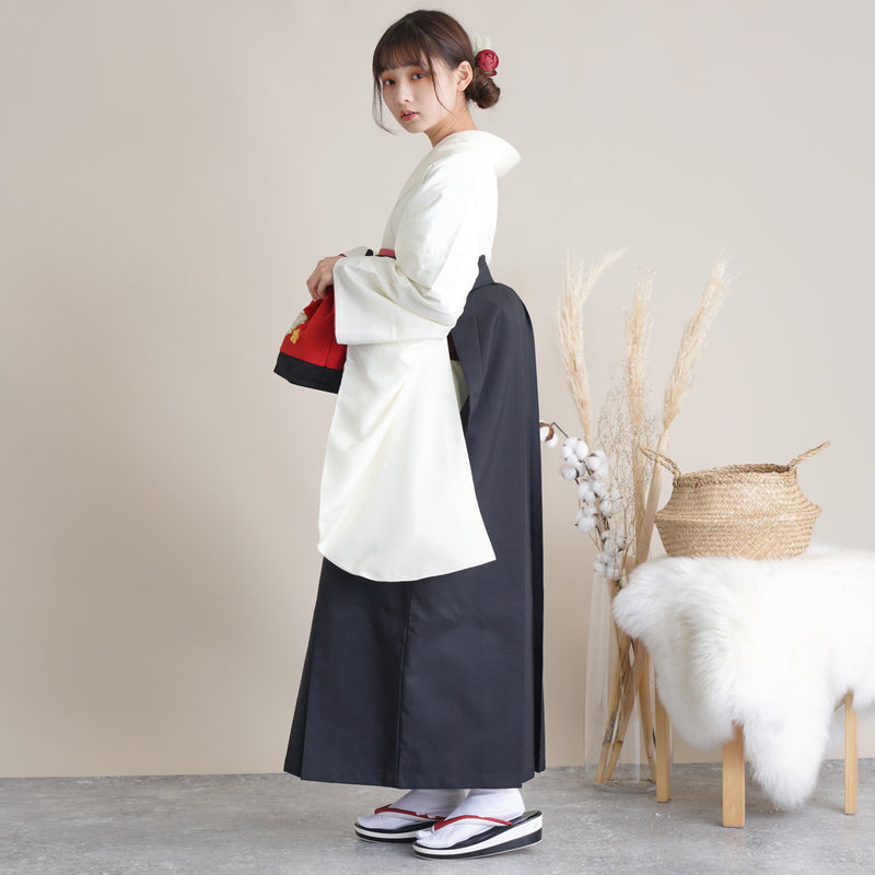 【リサイクル着物】 2尺袖着物 袴 2点セット 販売品 中古 USED  ワントーン 地紋  袴91cm（身長153-158cm）卒業式 大学生 （5182684511）【中古販売】