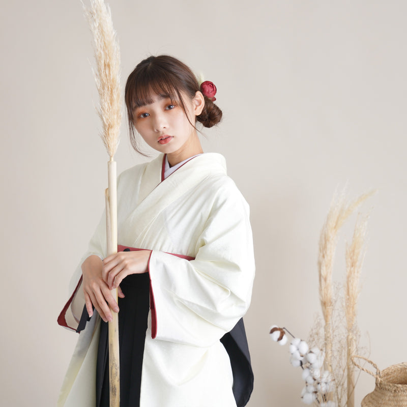 【リサイクル着物】 2尺袖着物 袴 2点セット 販売品 中古 USED  ワントーン 地紋  袴91cm（身長153-158cm）卒業式 大学生 （5182684511）【中古販売】