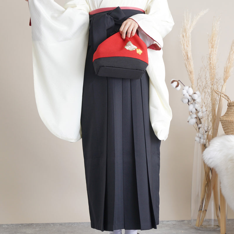 【リサイクル着物】 2尺袖着物 袴 2点セット 販売品 中古 USED  ワントーン 地紋  袴91cm（身長153-158cm）卒業式 大学生 （5182684511）【中古販売】