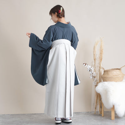 【リサイクル着物】 2尺袖着物 袴 2点セット 販売品 中古 USED  ドット 紺  袴91cm（身長153-158cm）卒業式 大学生 （5182684911）【中古販売】