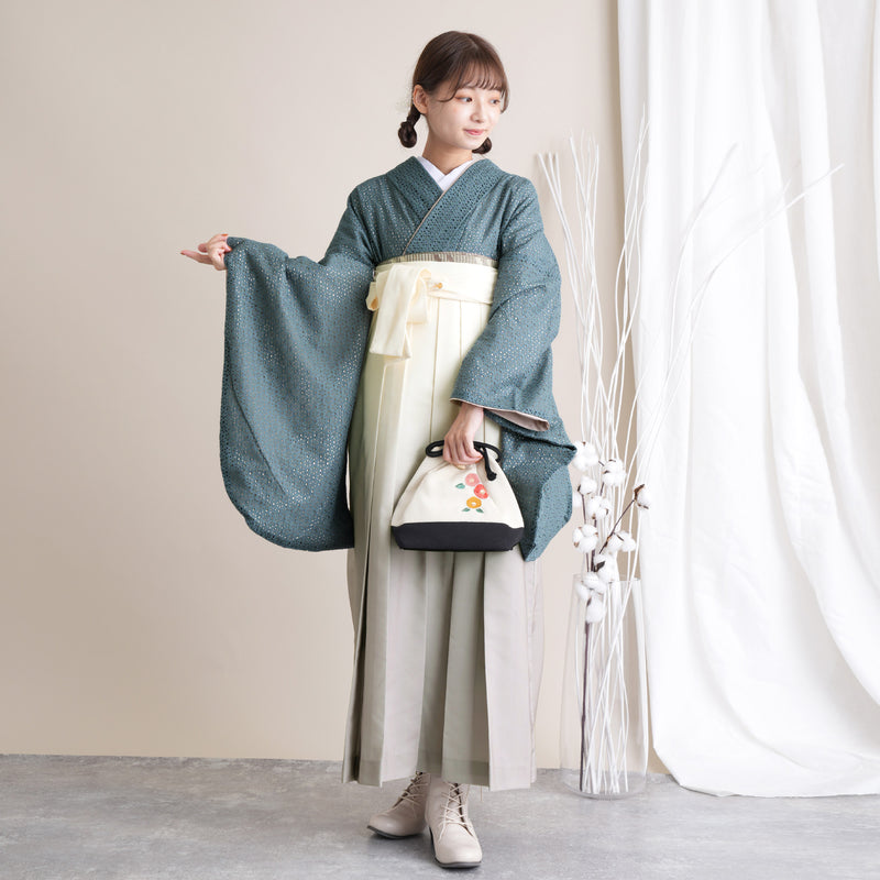 【リサイクル着物】 2尺袖着物 袴 2点セット 販売品 中古 USED パンチング  袴91cm（身長153-158cm）卒業式 大学生 （5182697711）【中古販売】