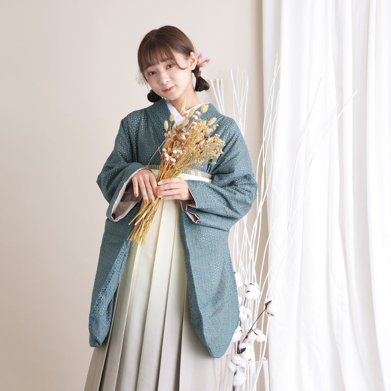 【リサイクル着物】 2尺袖着物 袴 2点セット 販売品 中古 USED パンチング  袴91cm（身長153-158cm）卒業式 大学生 （5182697711）【中古販売】