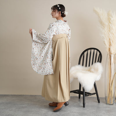 【リサイクル着物】 2尺袖着物 袴 2点セット 販売品 中古 USED メンフィス柄風  袴91cm（身長153-158cm）卒業式 大学生 （5182699911）【中古販売】