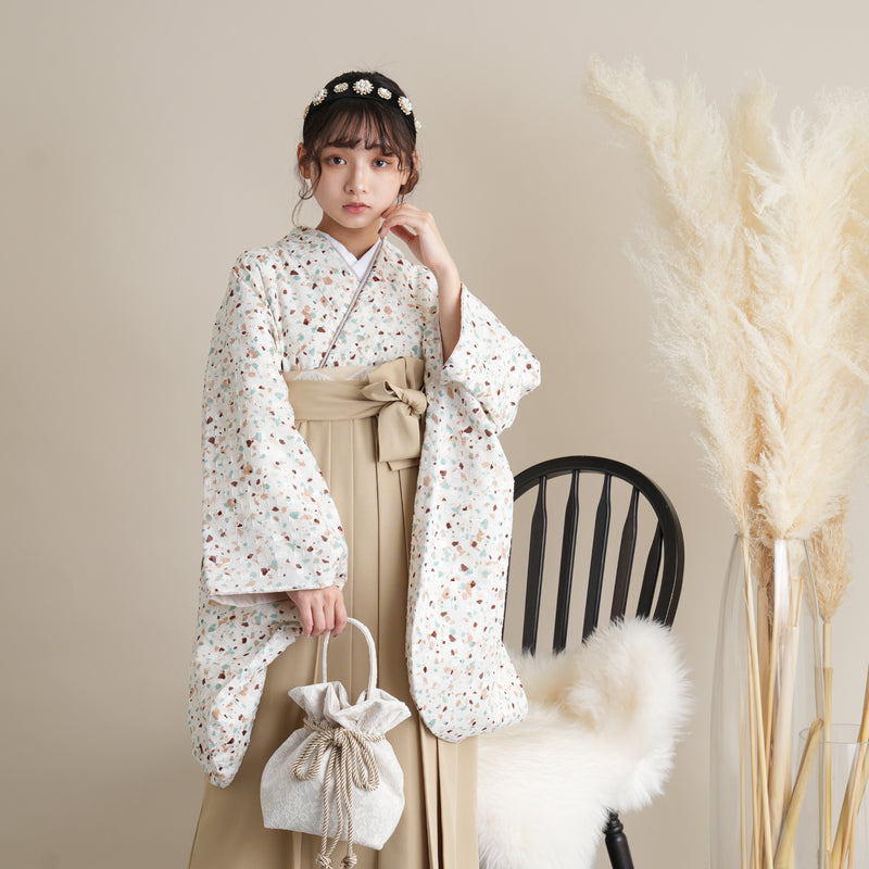 【リサイクル着物】 2尺袖着物 袴 2点セット 販売品 中古 USED メンフィス柄風  袴91cm（身長153-158cm）卒業式 大学生 （5182699911）【中古販売】