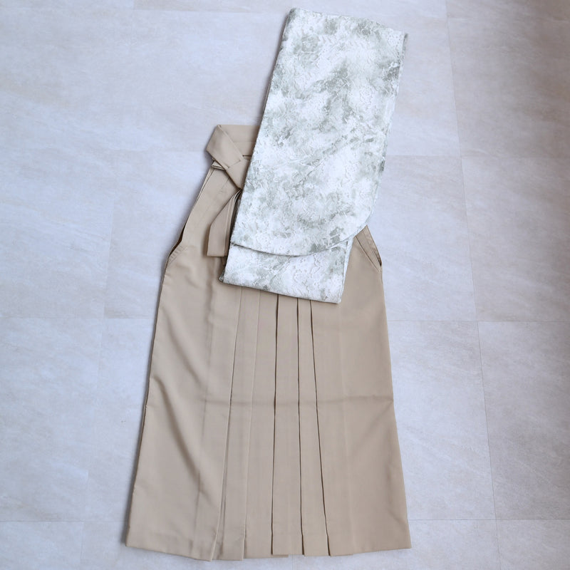 【リサイクル着物】 2尺袖着物 袴 2点セット 販売品 中古 USED くすみグリーン ぼかし  袴91cm（身長153-158cm）卒業式 大学生 （5182700211）【中古販売】
