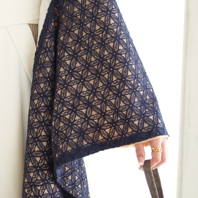【リサイクル着物】 2尺袖着物 袴 2点セット 販売品 中古 USED 紺系 フラワーレース  袴91cm（身長153-158cm）卒業式 大学生 （5182701711）【中古販売】