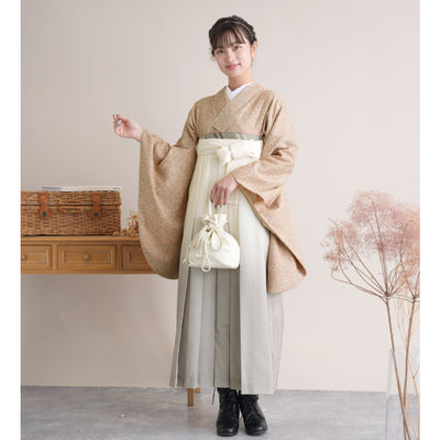 【リサイクル着物】 2尺袖着物 袴 2点セット 販売品 中古 USED ベージュ ボタニカル  袴91cm（身長153-158cm）卒業式 大学生 （5182705711）【中古販売】