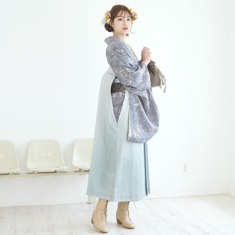 【リサイクル着物】 2尺袖着物 袴 2点セット 販売品 中古 USED グレー系  袴91cm（身長153-158cm）卒業式 大学生 （5182706211）【中古販売】