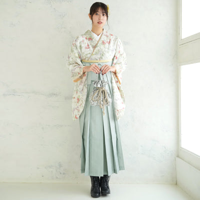 【リサイクル着物】 2尺袖着物 袴 2点セット 販売品 中古 USED オフ白系  袴91-95cm（身長153-163cm）卒業式 大学生 （5182711501）【中古販売】