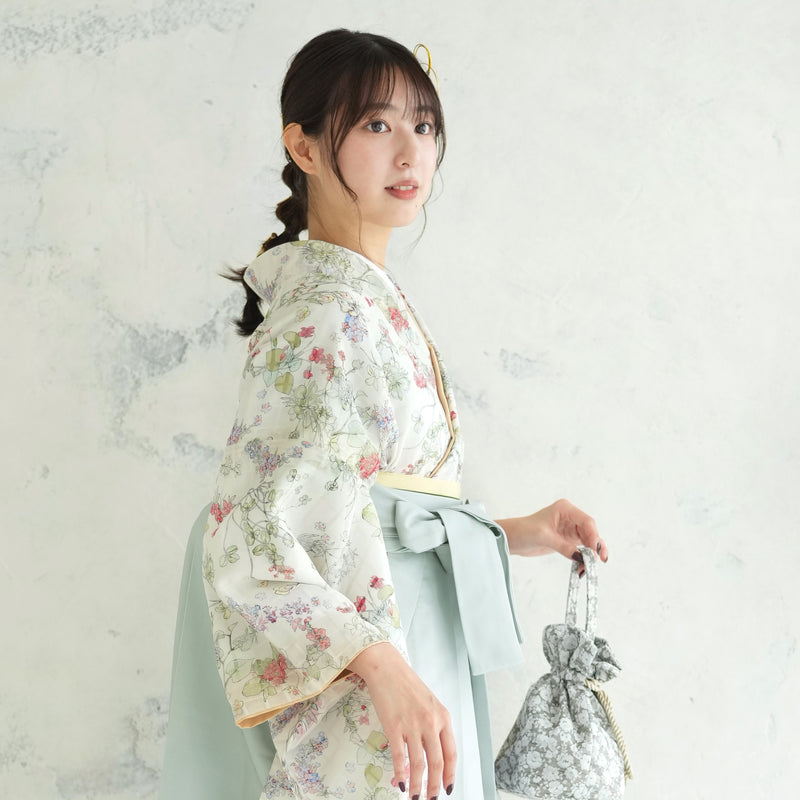 【リサイクル着物】 2尺袖着物 袴 2点セット 販売品 中古 USED オフ白系  袴91-95cm（身長153-163cm）卒業式 大学生 （5182711501）【中古販売】