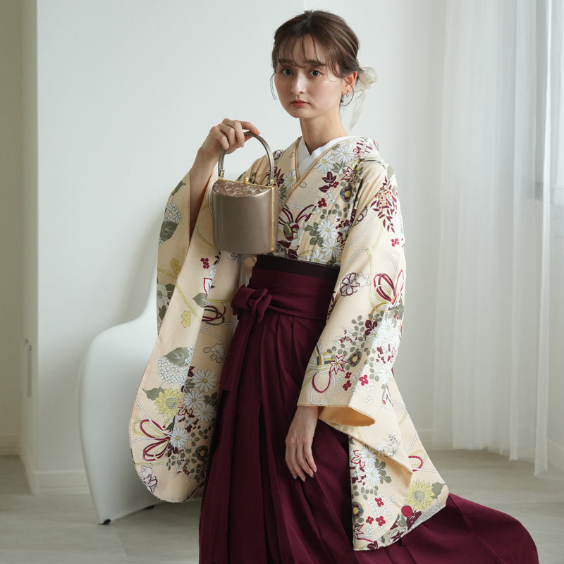 【リサイクル着物】 2尺袖着物 袴 2点セット 販売品 中古 USED ベージュ  袴91cm（身長153-158cm）卒業式 大学生 ひよこ商店（5182715711）【中古販売】