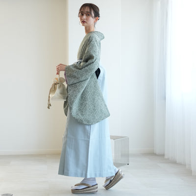 【リサイクル着物】 2尺袖着物 袴 2点セット 販売品 中古 USED くすみグリーン ボタニカル  袴95cm（身長約158-163cm）卒業式 大学生 ニコアンティーク（5183703912）【中古販売】