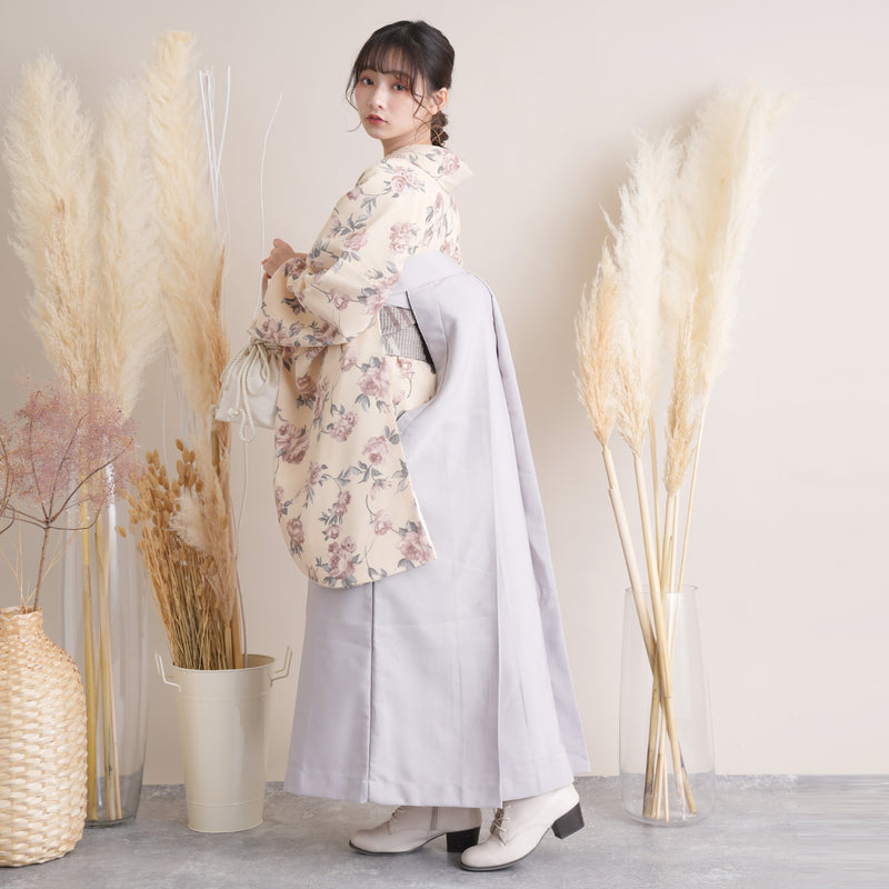 【リサイクル着物】 2尺袖着物 袴 2点セット 販売品 中古 USED ベージュ系 花柄  袴95cm（身長約158-163cm）卒業式 大学生 （5183706111）【中古販売】