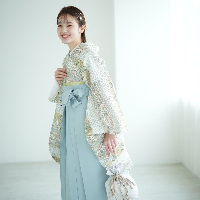 【リサイクル着物】 2尺袖着物 袴 2点セット 販売品 中古 USED ペイズリー 白系  袴95cm（身長約158-163cm）卒業式 大学生 （5183708211）【中古販売】
