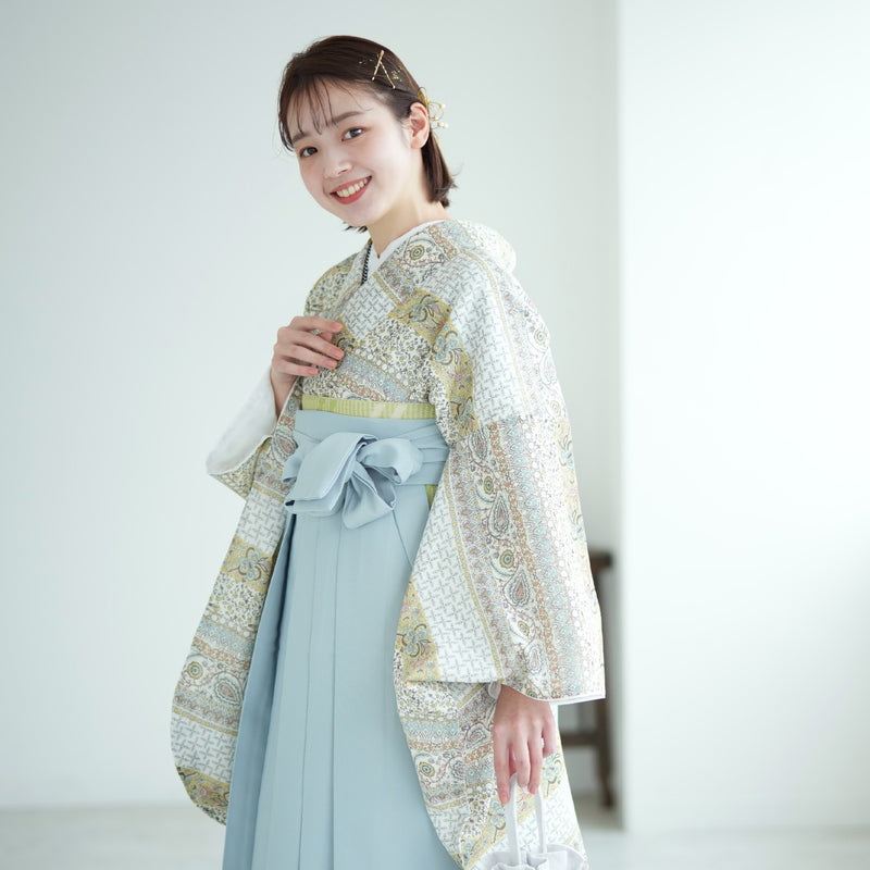【リサイクル着物】 2尺袖着物 袴 2点セット 販売品 中古 USED ペイズリー 白系  袴95cm（身長約158-163cm）卒業式 大学生 （5183708211）【中古販売】