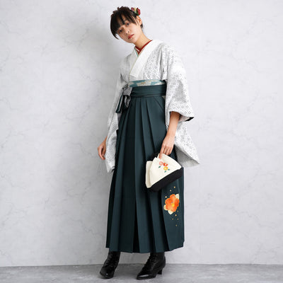 【リサイクル着物】 2尺袖着物 袴 2点セット 販売品 中古 USED レース 白系  袴99cm（身長163-170cm）卒業式 大学生 （5184661611）【中古販売】