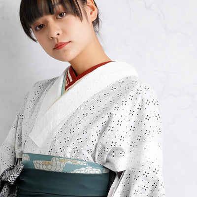 【リサイクル着物】 2尺袖着物 袴 2点セット 販売品 中古 USED レース 白系  袴99cm（身長163-170cm）卒業式 大学生 （5184661611）【中古販売】