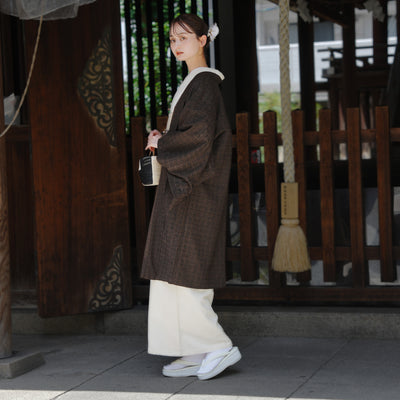 【薄羽織  レトログラフィカ ダーク×ブラウン】長羽織  国産生地 フリーサイズ  和装コート ニコアンティーク（5223612500）