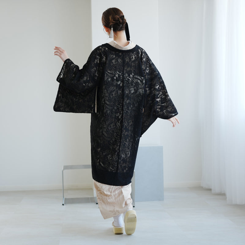 【レース羽織  ボタニカル・ノワール】長羽織  国産生地 フリーサイズ  ペイズリー 花柄 黒 和装コート ニコアンティーク（5223613000）