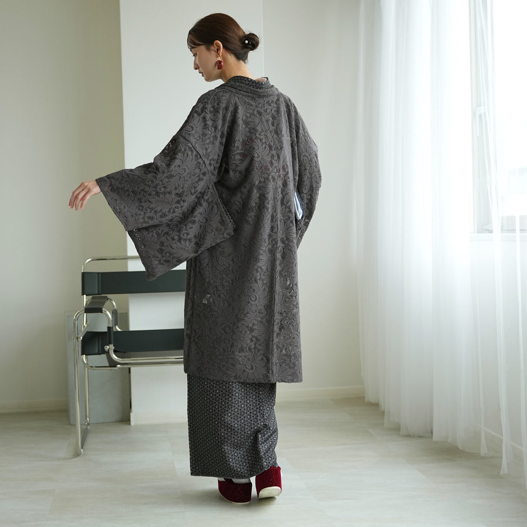 ▼24SS 未使用級✨ティッカ 総レースフラワーノーカラージャケット 羽織 黒 レース羽織 スミクロ・クラシカ】長羽織 国産生地 フリーサイズ