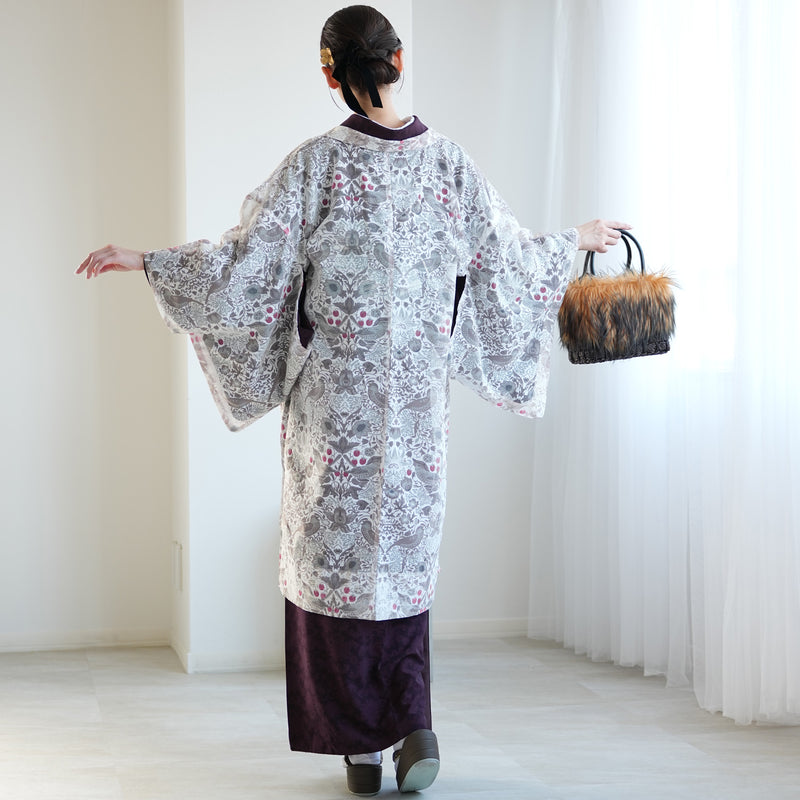 【薄羽織  Fabric by BEST OF MORRIS ベスト・オブ・モリスStrawberry Thief(いちご泥棒)オパール加工 フォッグ】長羽織  国産生地 フリーサイズ  透け感 グレー ニコアンティーク（5223613300）