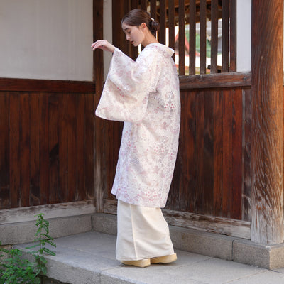 【薄羽織  ウィリアムモリス Strawberry Thief(イチゴ泥棒) ローザ　オパール加工】長羽織  国産生地 フリーサイズ  透け感 ピンク ベビーピンク ニコアンティーク（5223613400）