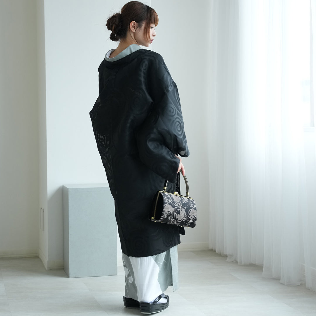 【美品】plantation paper yooryuu 羽織り　黒 羽織 紋紗織 渦巻・ブラック】単品 長羽織 フリーサイズ 日本製 塵除け
