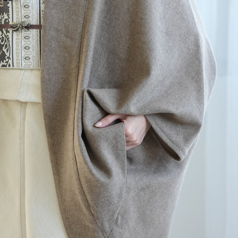 【コート ドルマン2wayコート トープ】羽織 単品 JAPAN MODE モモンガコート 和装コート 羊毛 ボレロ ポケット付き 羽織紐が付けられる乳付き【取り寄せ品】（5230606200）