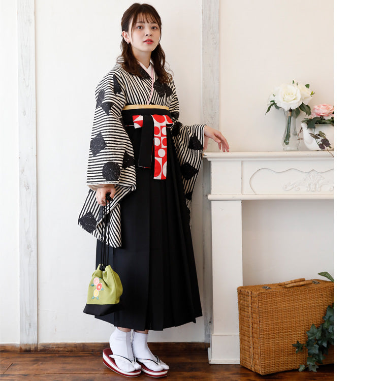 【リサイクル袴】袴 単品 販売品 中古 USED ブラック 袴91cm（身長153-158cm）卒業式  ひよこ商店 （5269627600）【中古販売】